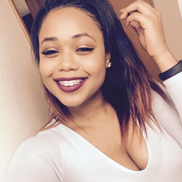 Meet your Posher, Teetee