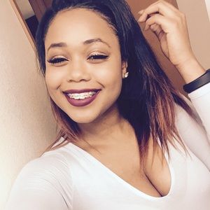 Meet your Posher, Teetee