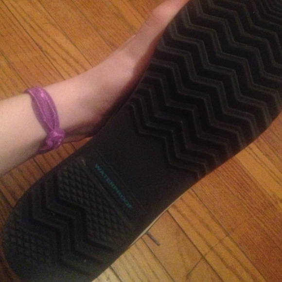 Sorel Boots - Picture 4 of 4