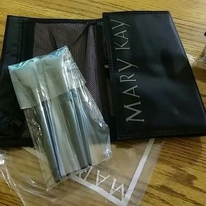 Mary Kay make up brush set