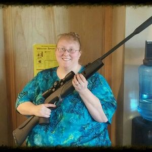 Meet your Posher, Cassandra