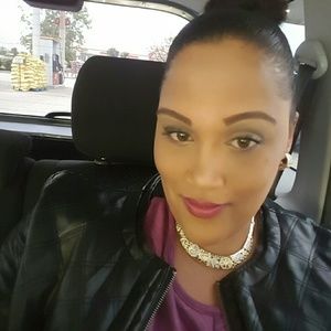 Meet your Posher, Jenny