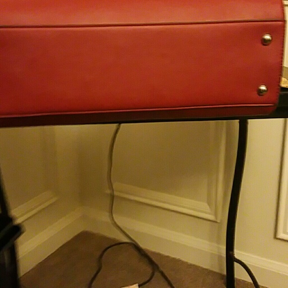 NINE WEST - Picture 3 of 3