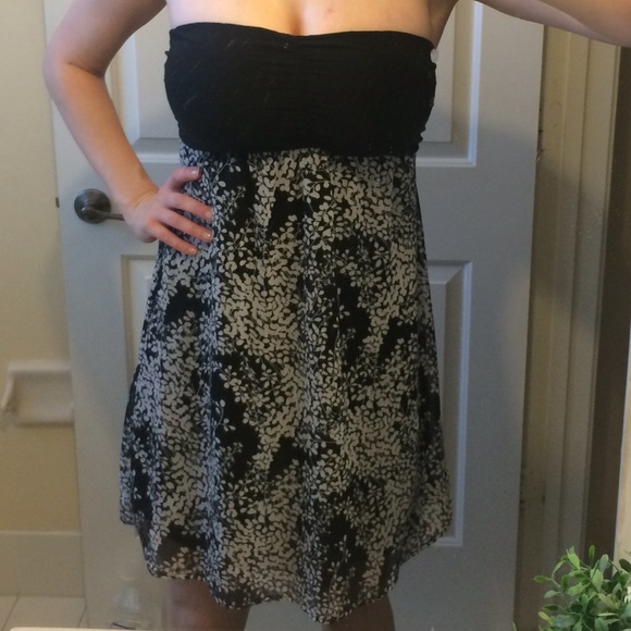 Black Design Strapless Dress