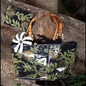 SALE 🌸Hawaiian Handbag with Matching Coin Purse🌺