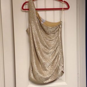 Gold top.      OPEN 4 OFERS