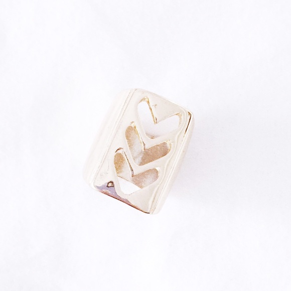 Fun Direction Modcloth Ring - Picture 3 of 4