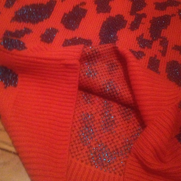 Orange and Blue Leopard Print Sweater - Picture 4 of 4