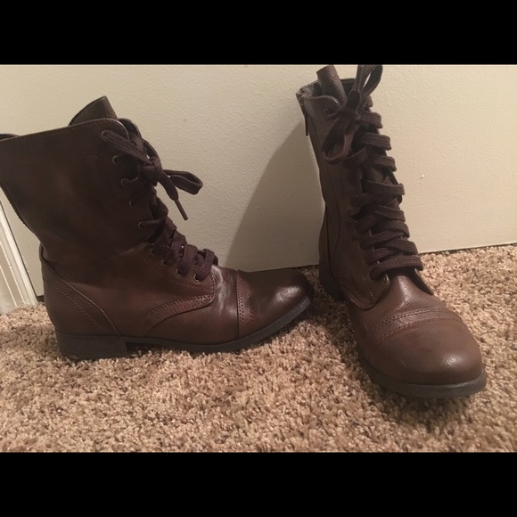 ❤️Combat Boots ❤️