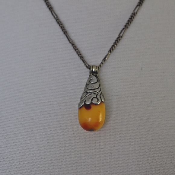 Silver Boho Golden Yellow Tear Drop necklace - Picture 1 of 4