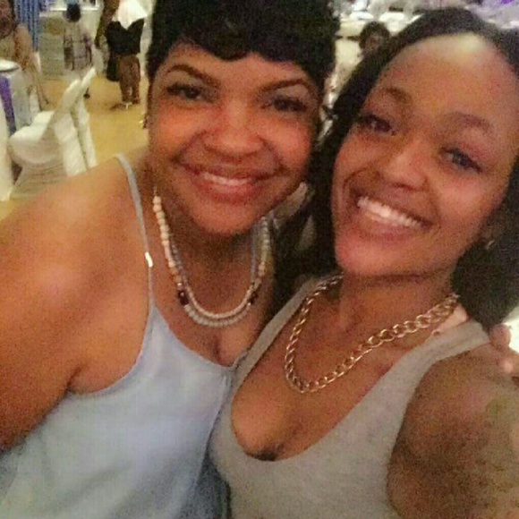 Meet your Posher, Kimberly - Picture 3 of 4