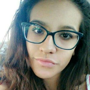 Meet your Posher, Faith