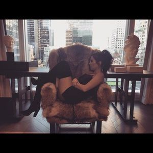 Meet your Posher, Eve