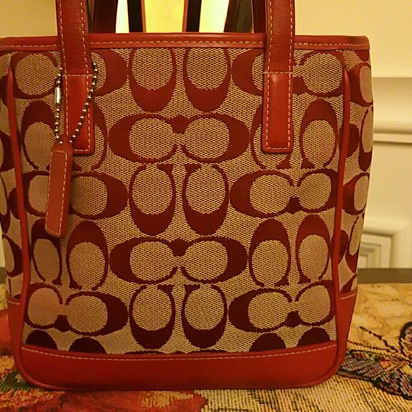 COACH  *mini Tote* BAG 100% AUTHENTIC