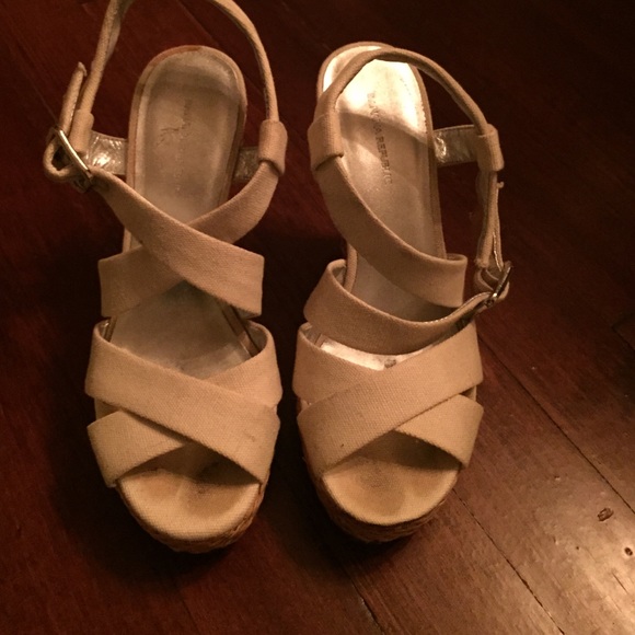 Banana republic white strappy wedge sandal - Picture 1 of 3