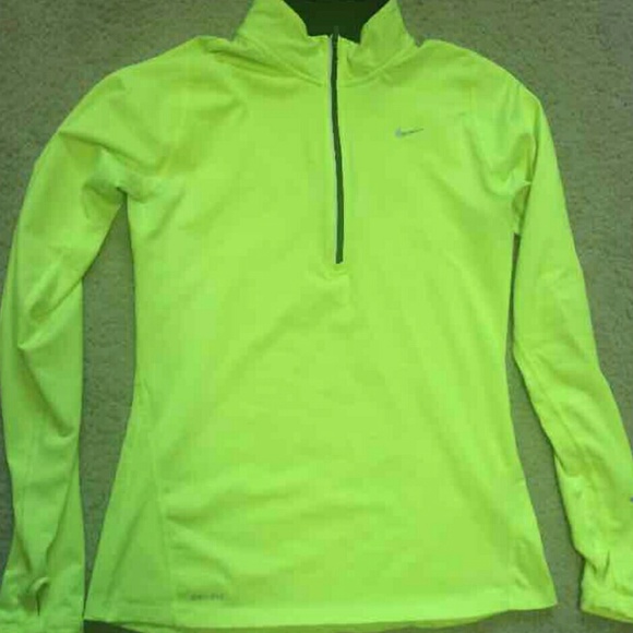 Nike Half Zip- Size Small