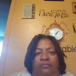 Meet your Posher, Peggy