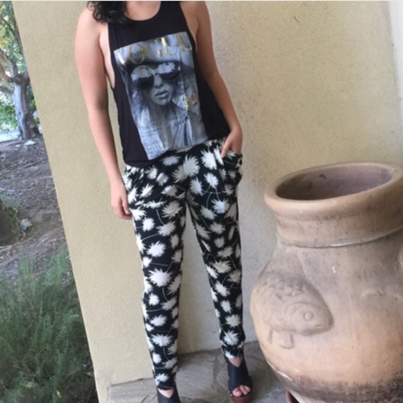 Vogue graphic T - Picture 4 of 4