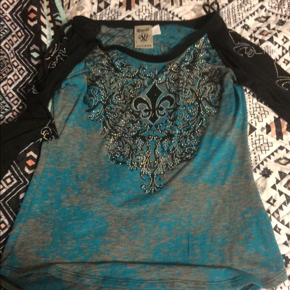 Blingy three quarter sleeve shirt