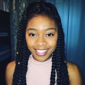 Meet your Posher, Jasmin