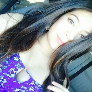 Meet your Posher, Iris