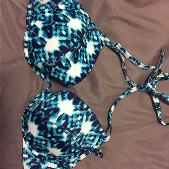 Victoria Secret Bikini Top 38C