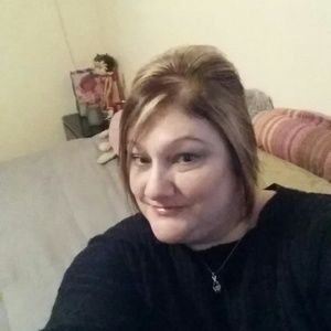 Meet your Posher, Kelley