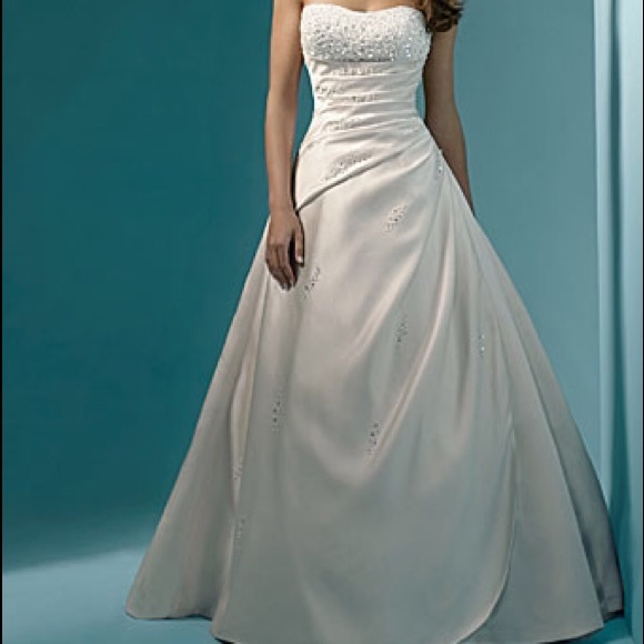 ❤️Alfred Angelo Champagne Wedding Dress Size 16❤️ - Picture 1 of 7