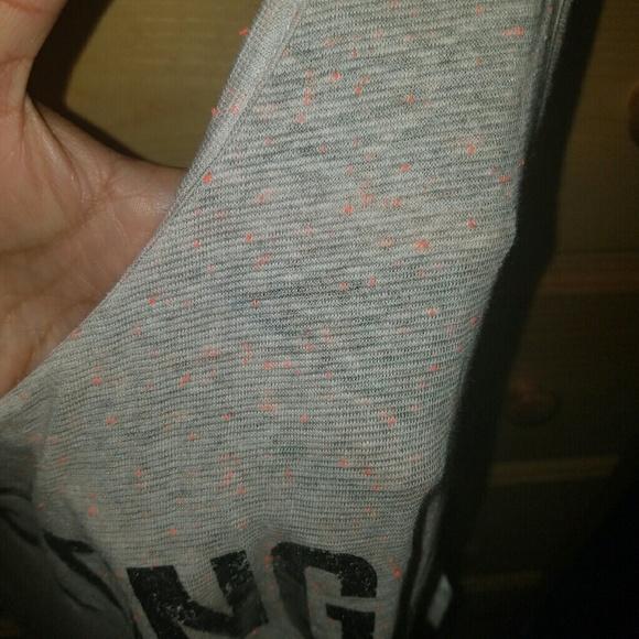 New Flowy Tank Top - Picture 2 of 3