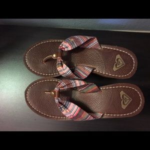 Roxy sandals