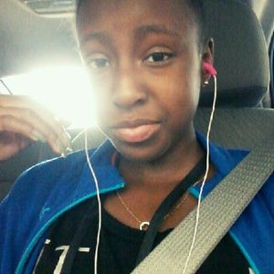 Meet your Posher, Briona