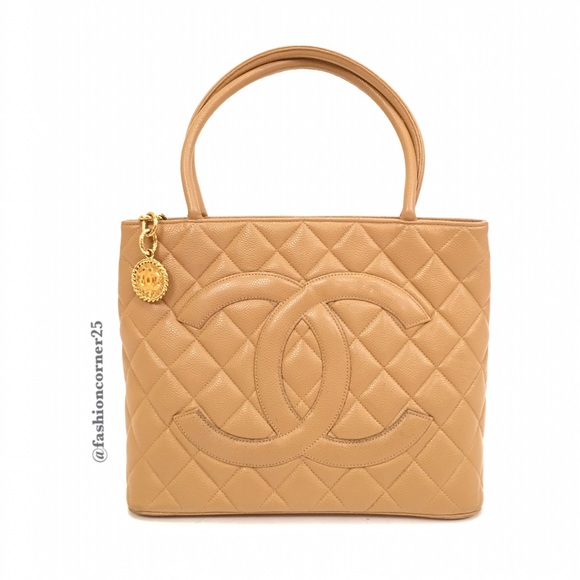 CHANEL Handbags - Authentic Chanel Caviar Medallion Tote
