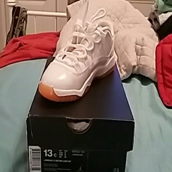 Boys Jordan's size  13
