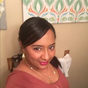 Meet your Posher, Tenina