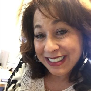 Meet your Posher, Colleen