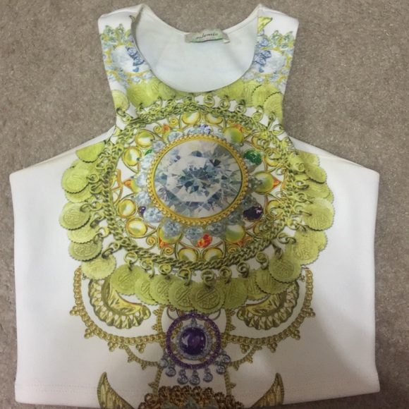Crop top
