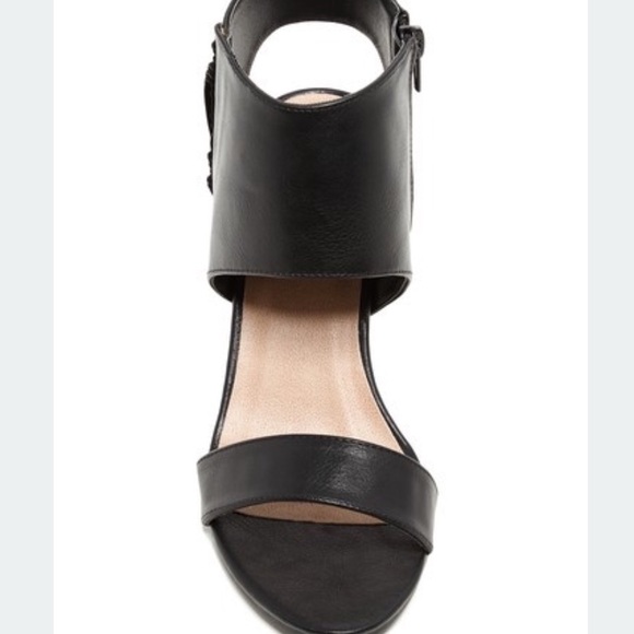 Rampage Wedge Fringe Sandals - Picture 3 of 3