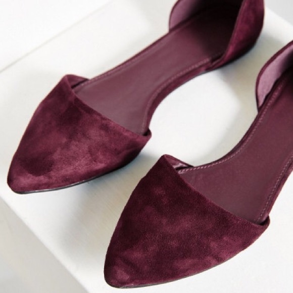 Urban Outfitters Suede Classic D'Orsay Flat - Picture 2 of 4