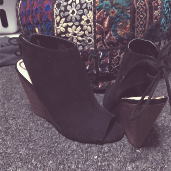 Forever 21 tie up wedges
