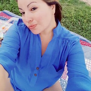 Meet your Posher, Monica