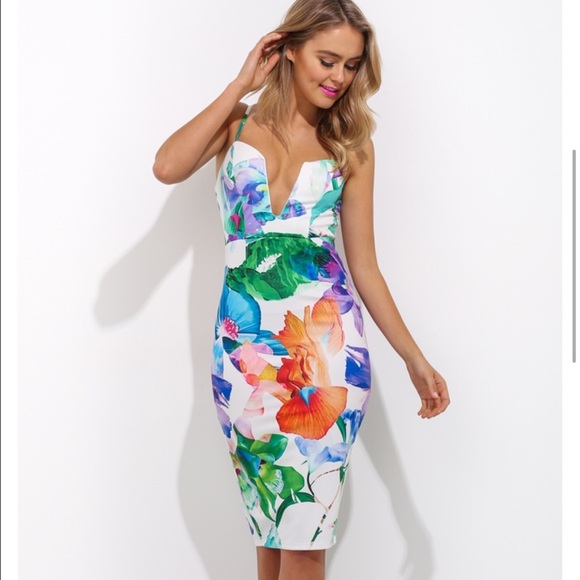 HELLOMOLLY Bold In Love Midi Dress