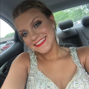 Meet your Posher, Amie