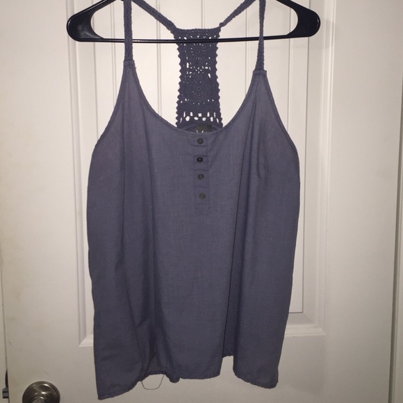 Loose tank w/ pattern