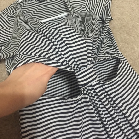 Maxi - Picture 2 of 2