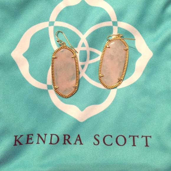 Kendra Scott (small) Rose Quartz Earrings