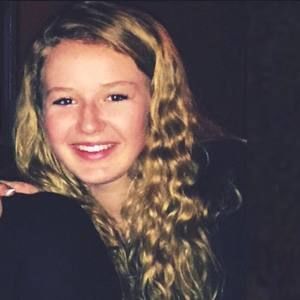 Meet your Posher, Alexandra