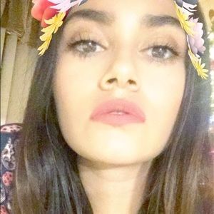 Meet your Posher, Brenda