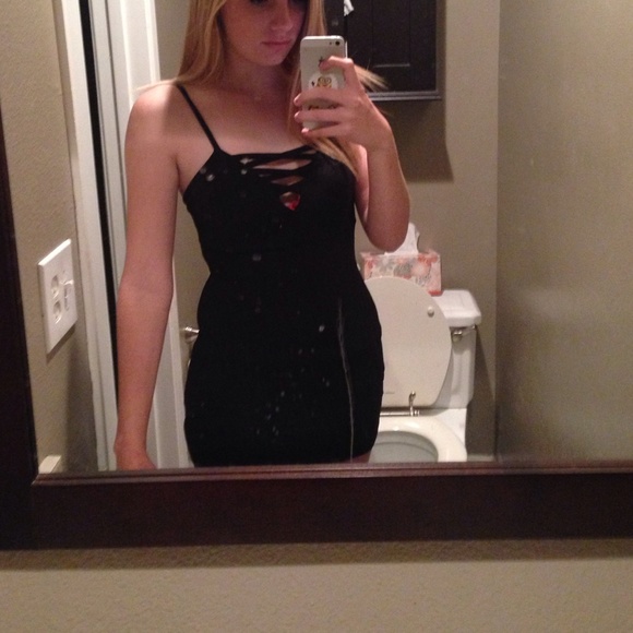 Black Bodycon Dress