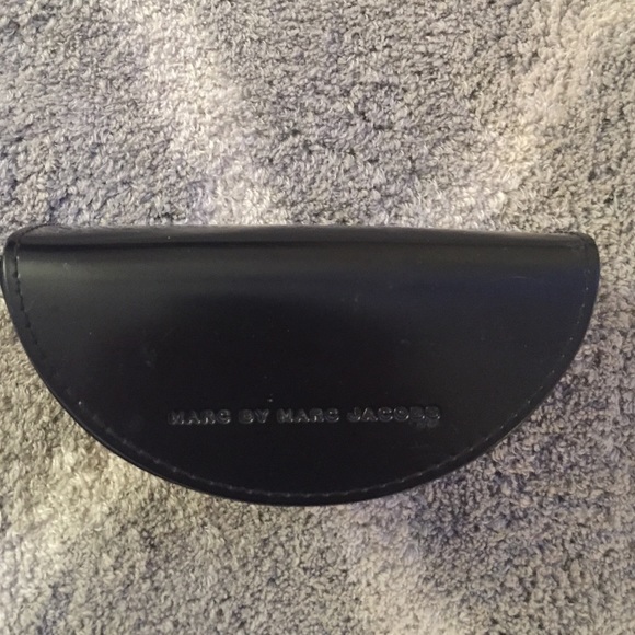 Marc Jacobs sunglasses case