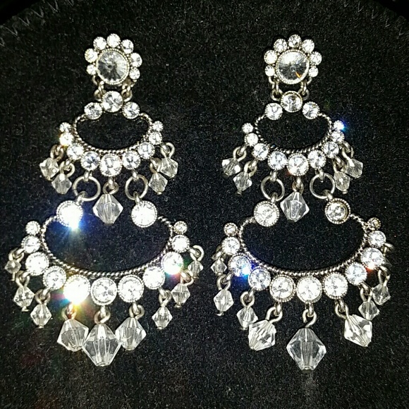 Chandelier earrings